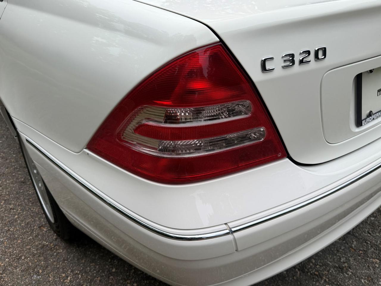 Mercedes-Benz C-Class C320 Sedan 2003
