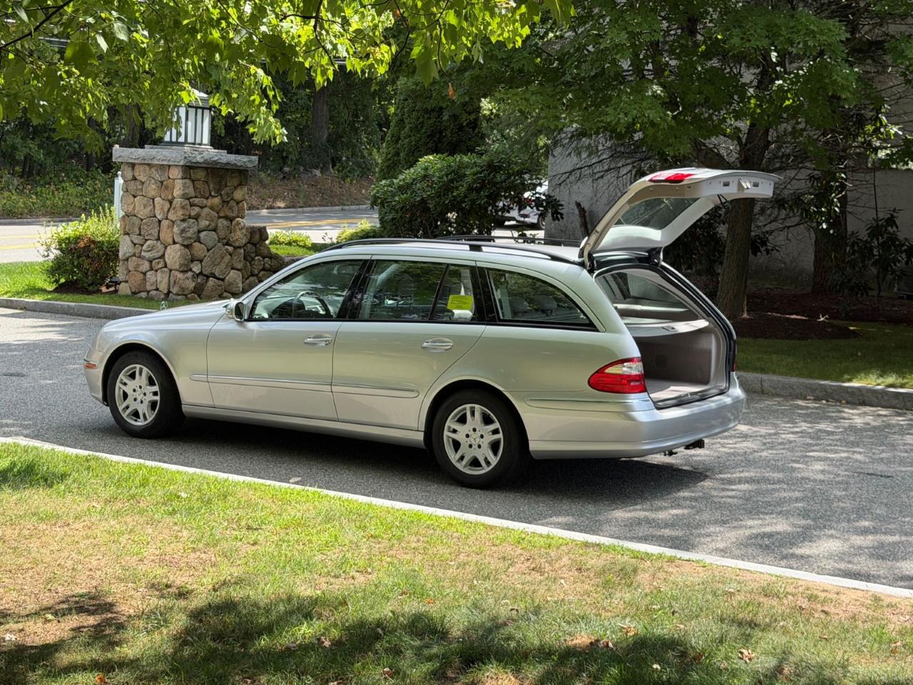 Mercedes-Benz E-Class Wagon E320 2004