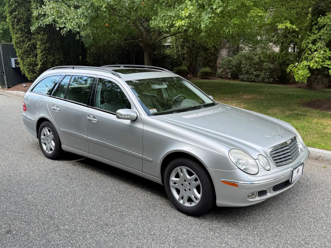 Mercedes-Benz E-Class Wagon E320 2004