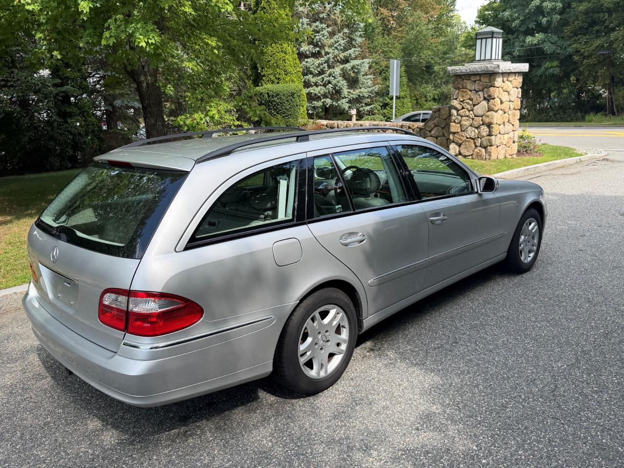 Mercedes-Benz E-Class Wagon E320 2004
