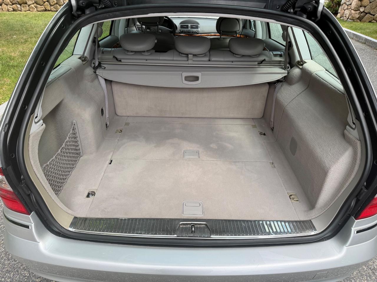 Mercedes-Benz E-Class Wagon E320 2004