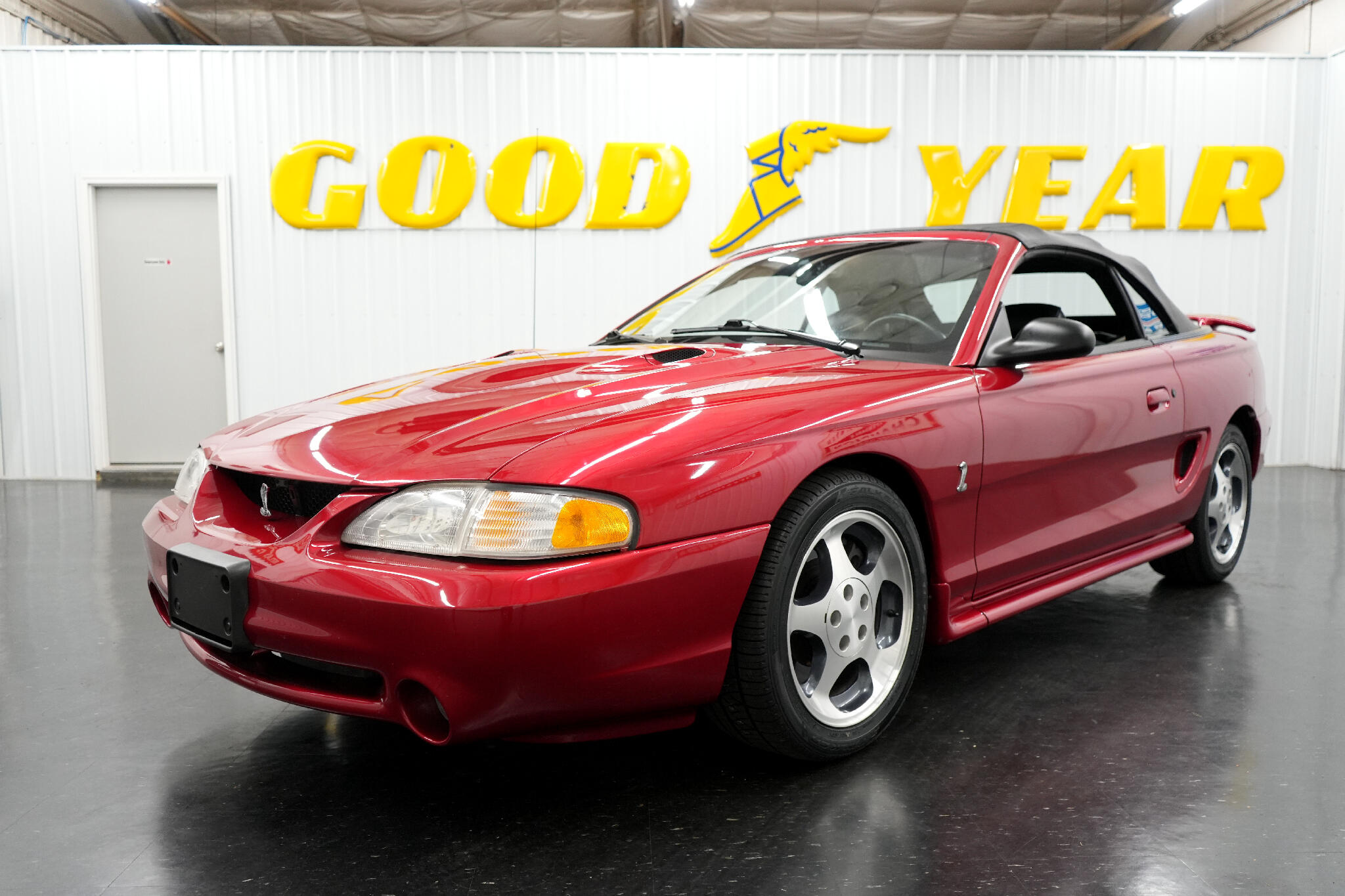 1996 Ford Mustang 11