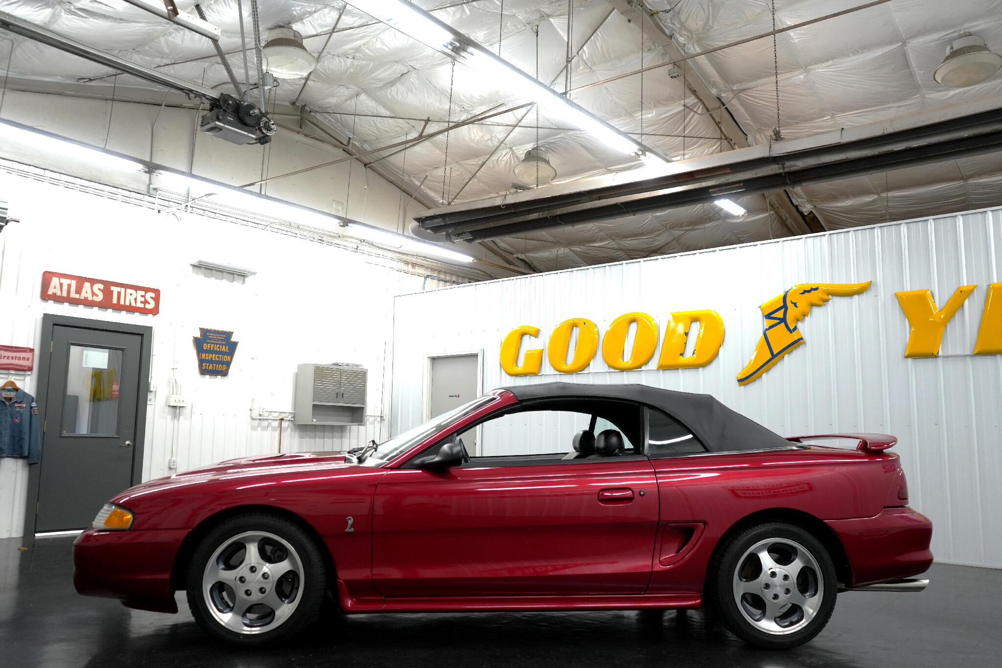 1996 Ford Mustang 13