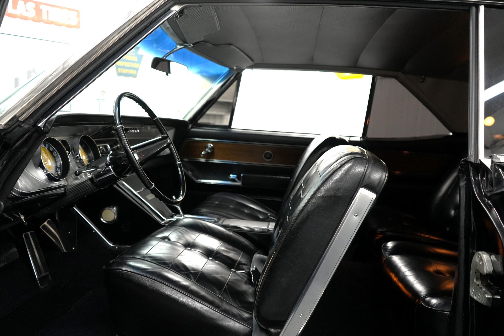 1963 Buick Riviera 35
