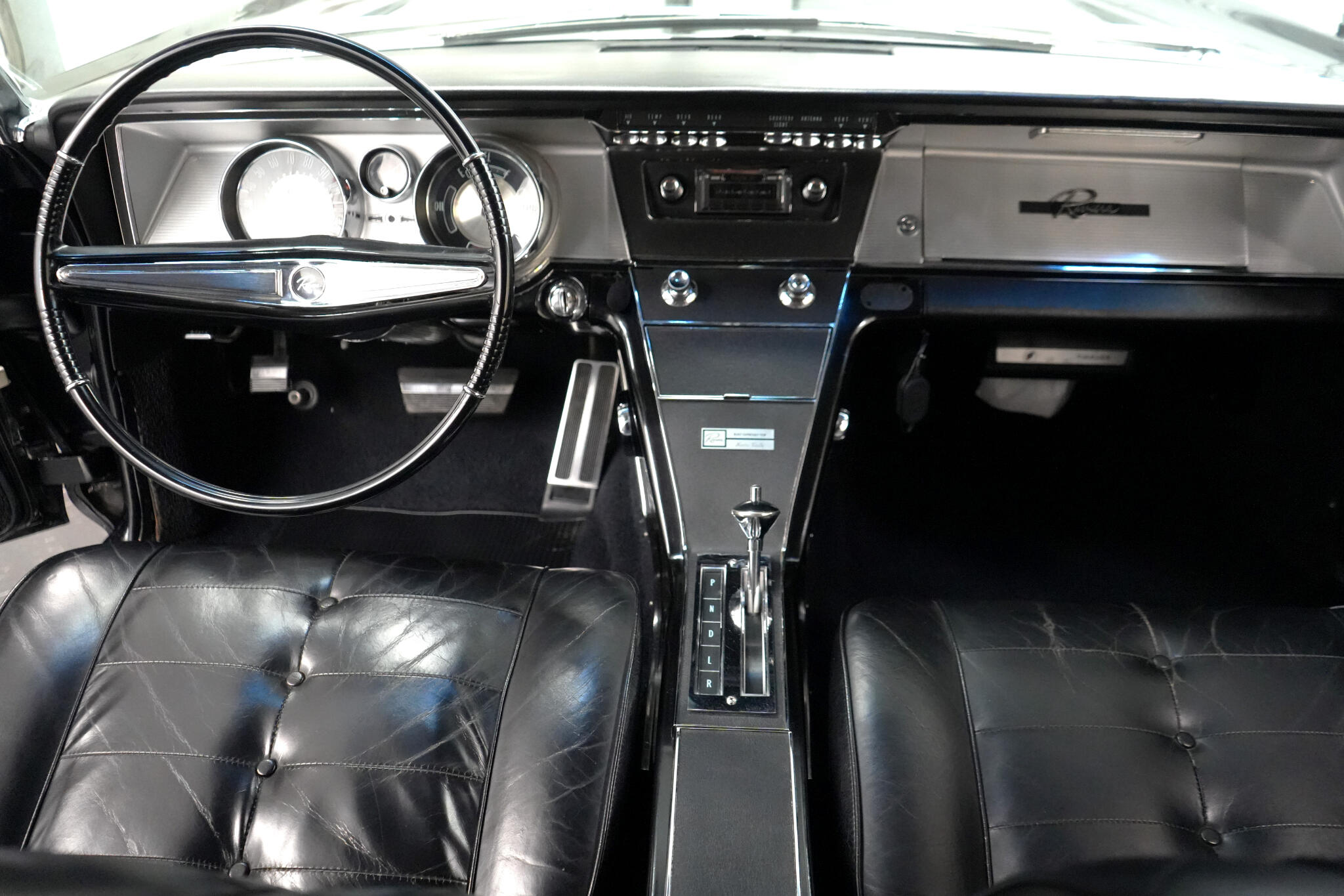 1963 Buick Riviera 43
