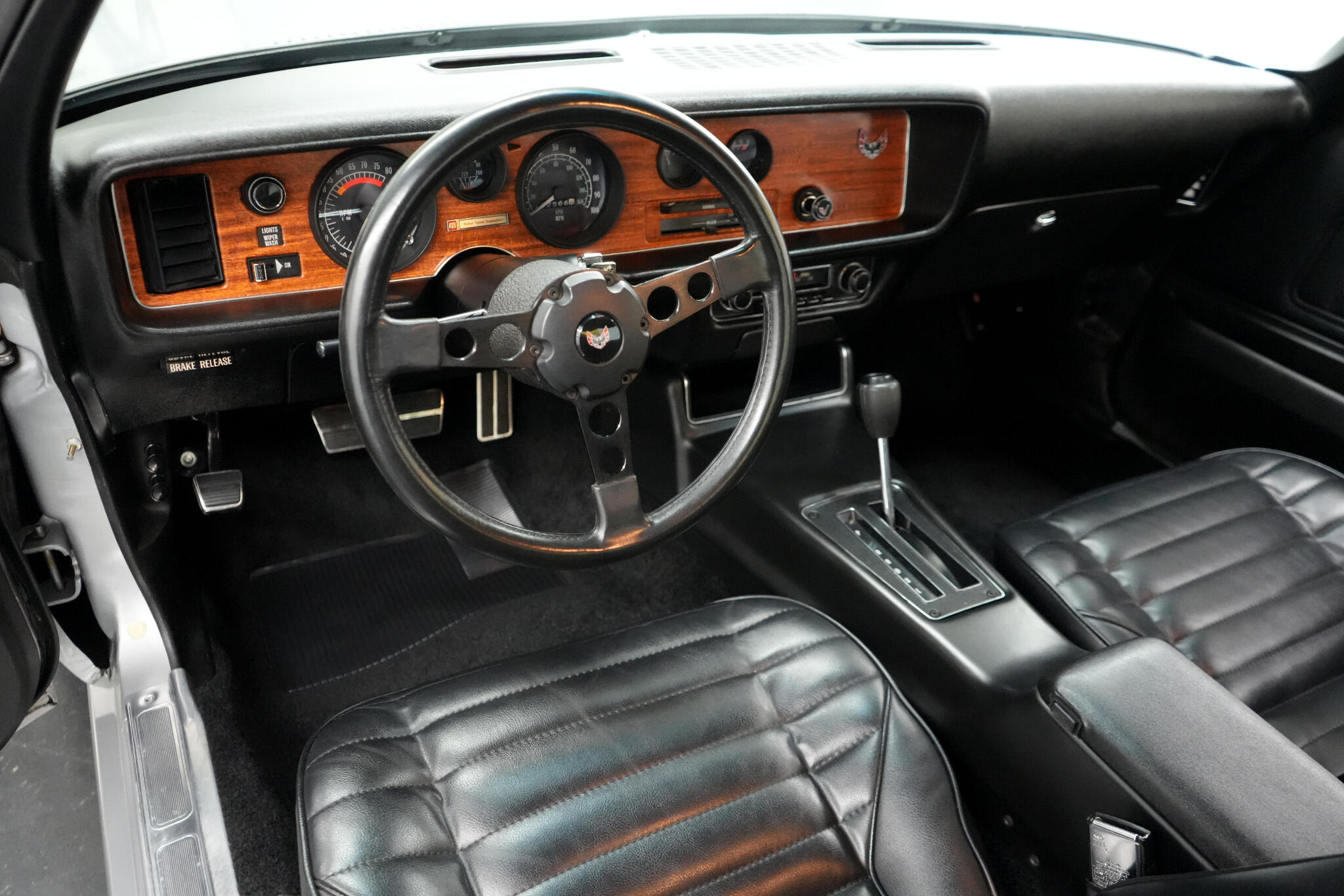 1975 Pontiac Firebird 39