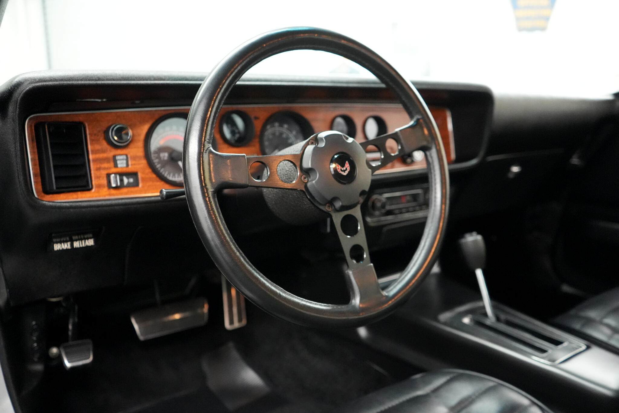 1975 Pontiac Firebird 40