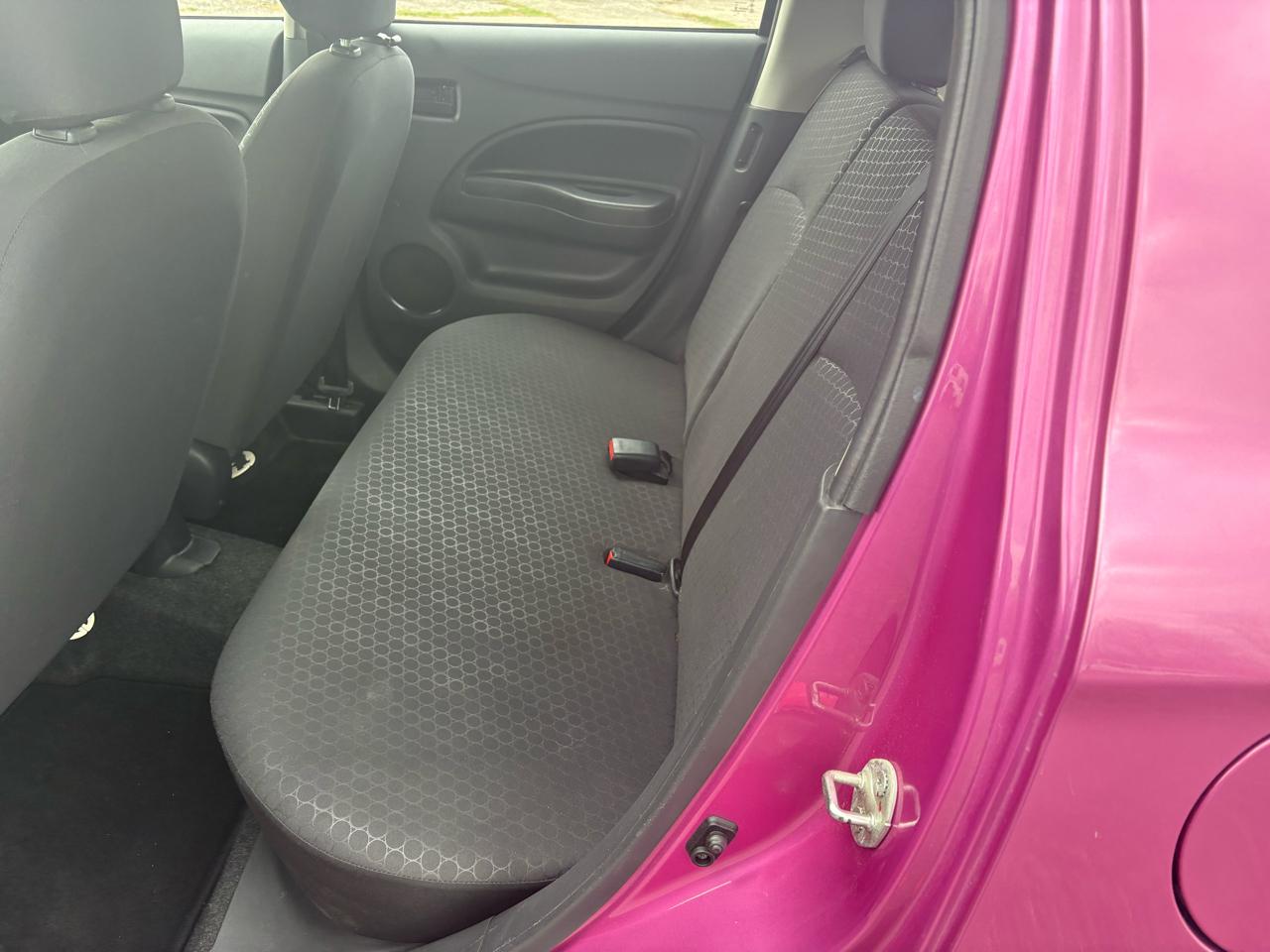 Mitsubishi Mirage ES 2015