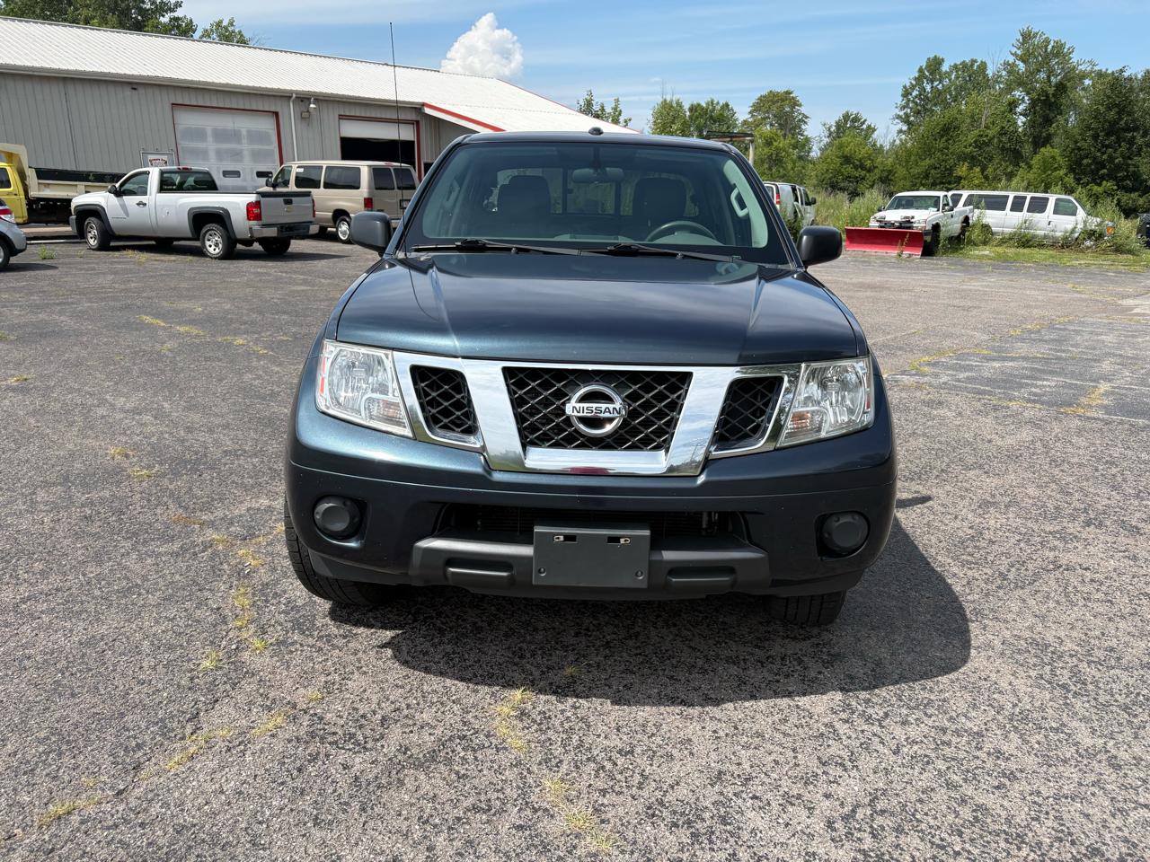 Nissan Frontier S Crew Cab 5AT 2WD 2016