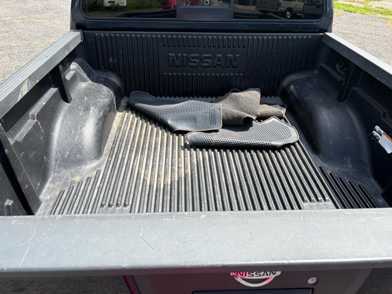 Nissan Frontier S Crew Cab 5AT 2WD 2016