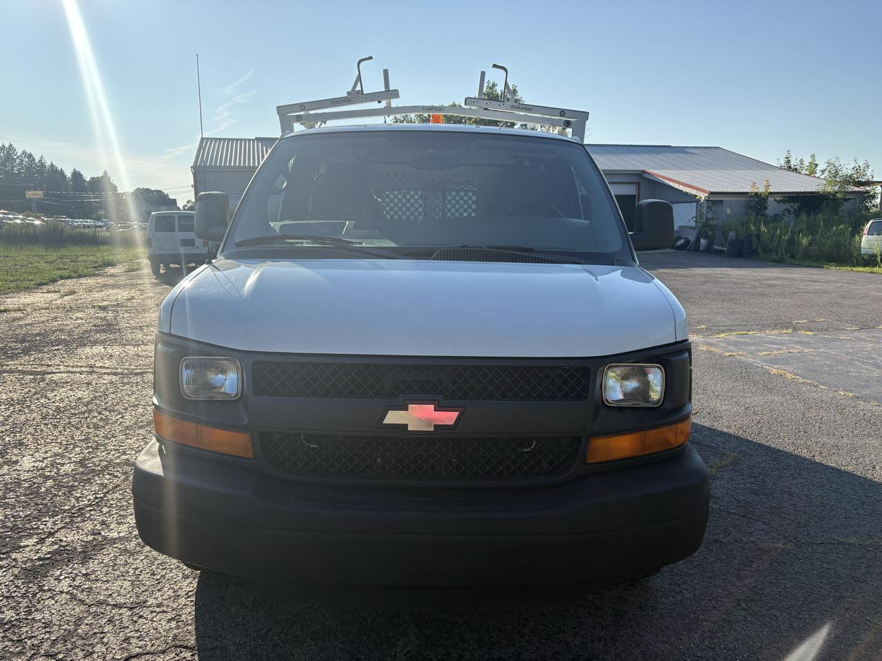 Chevrolet Express 2500 Cargo 2011