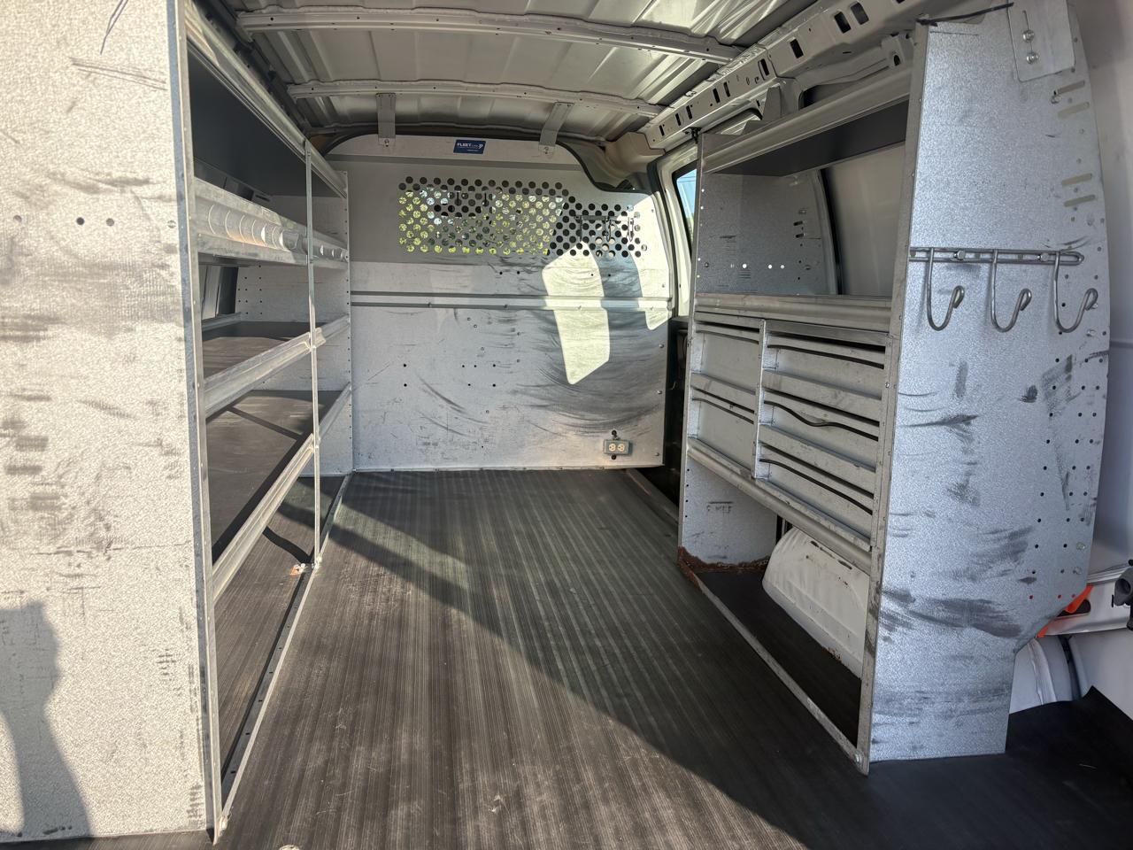 Chevrolet Express 2500 Cargo 2011