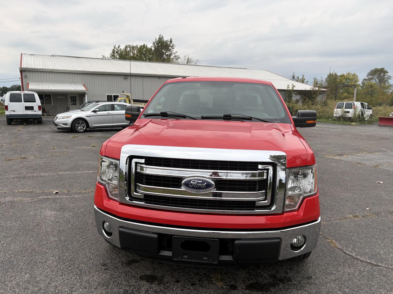 Ford F-150 2WD Reg Cab 145" XLT 2014