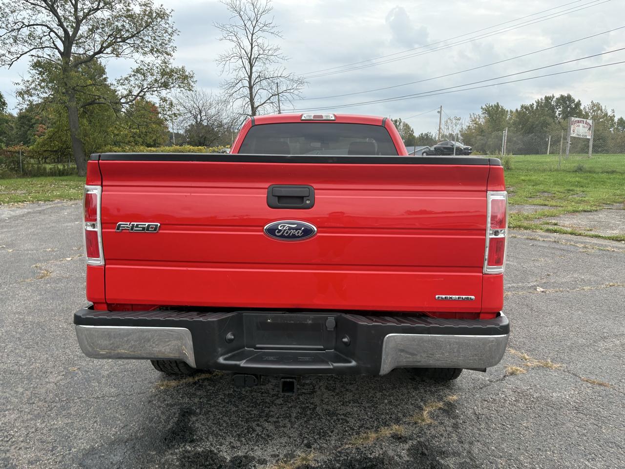 Ford F-150 2WD Reg Cab 145" XLT 2014