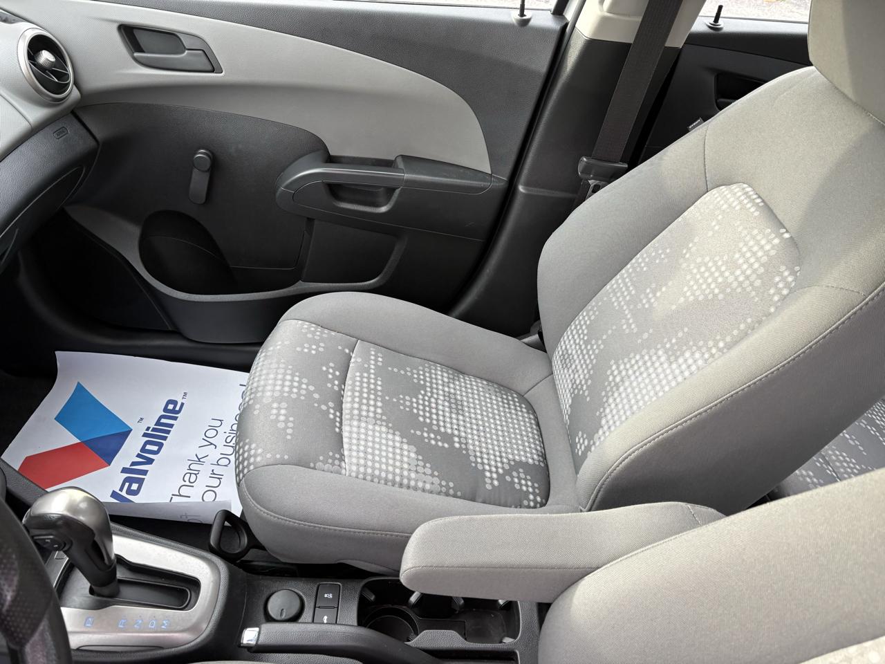 Chevrolet Sonic LS Auto Sedan 2015