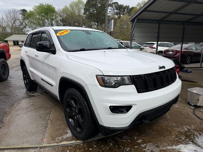 2019 Jeep Grand Cherokee Laredo 4WD