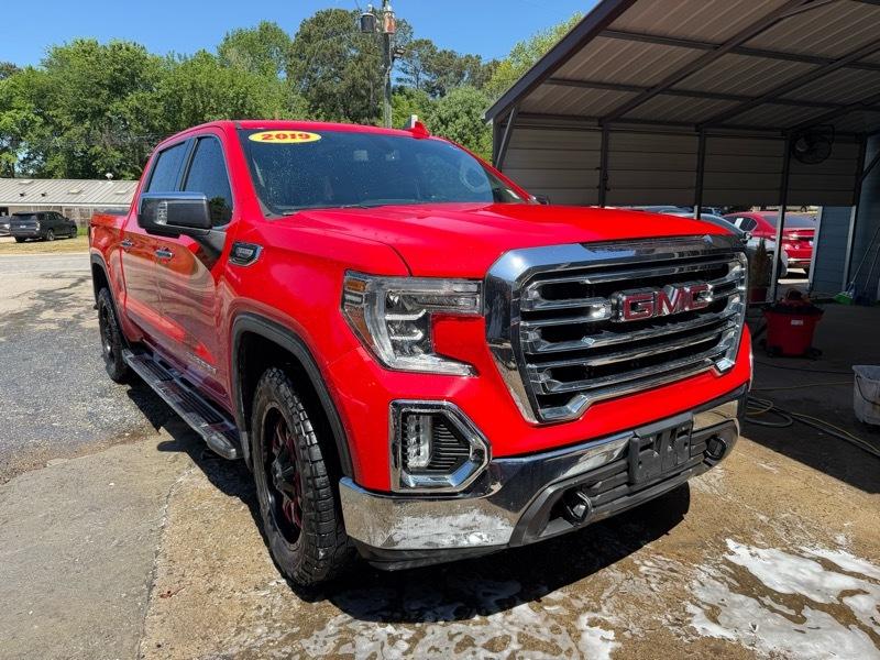 2019 GMC Sierra 4WD Crew Cab Short Box SLT's photo