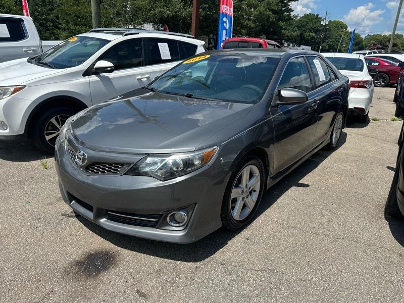 2014 Toyota Camry SE Sport