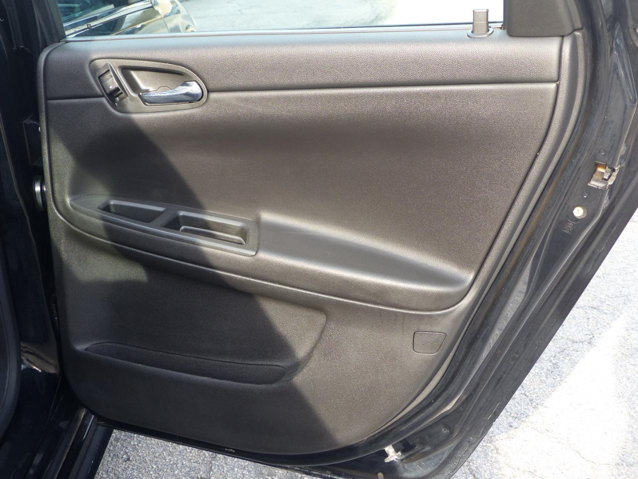 Chevrolet Impala 2LT 2009