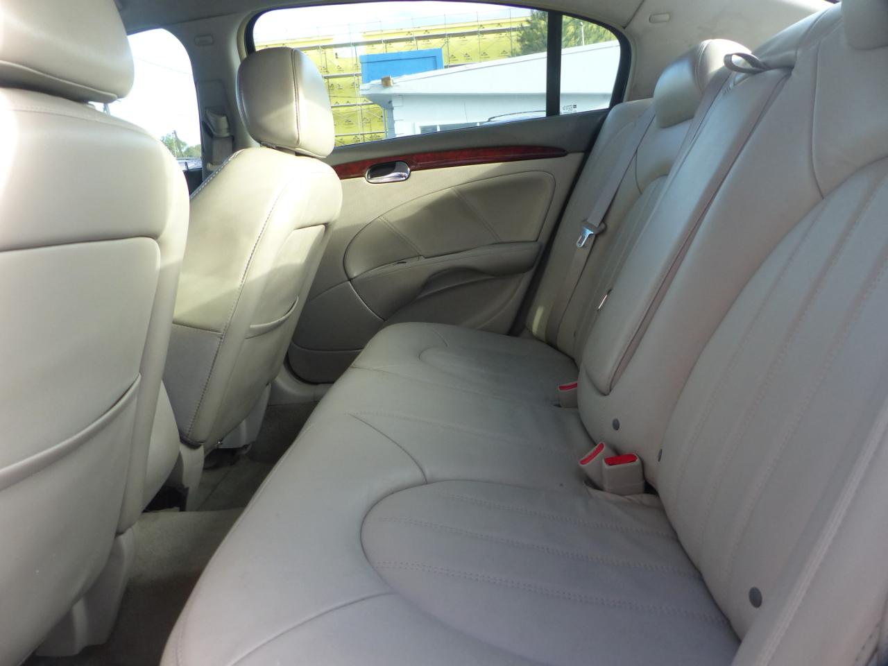 Buick Lucerne CXL 2008