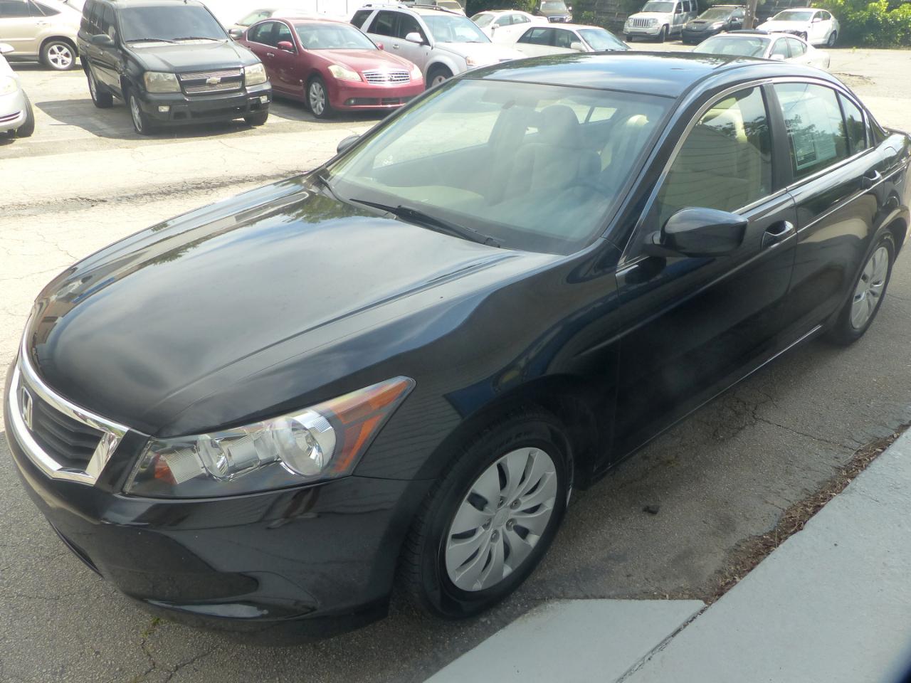 Honda Accord LX sedan AT 2009