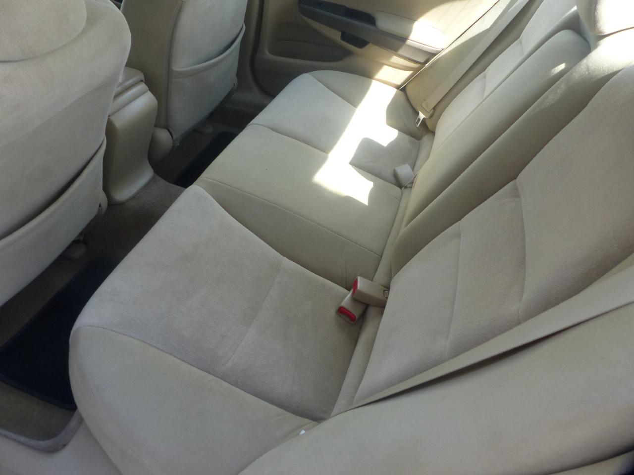 Honda Accord LX sedan AT 2009