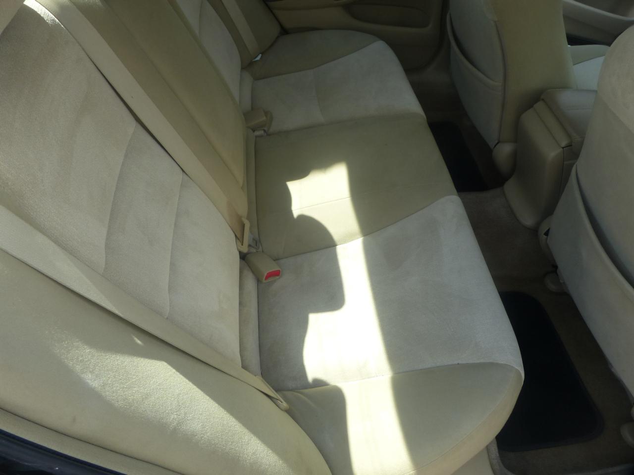 Honda Accord LX sedan AT 2009