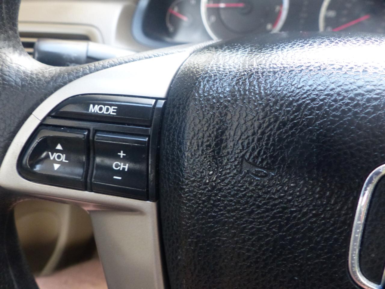 Honda Accord LX sedan AT 2009