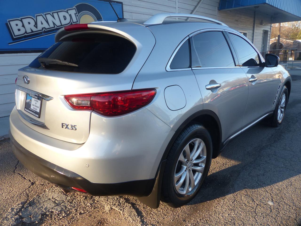 Infiniti FX FX35 AWD 2011