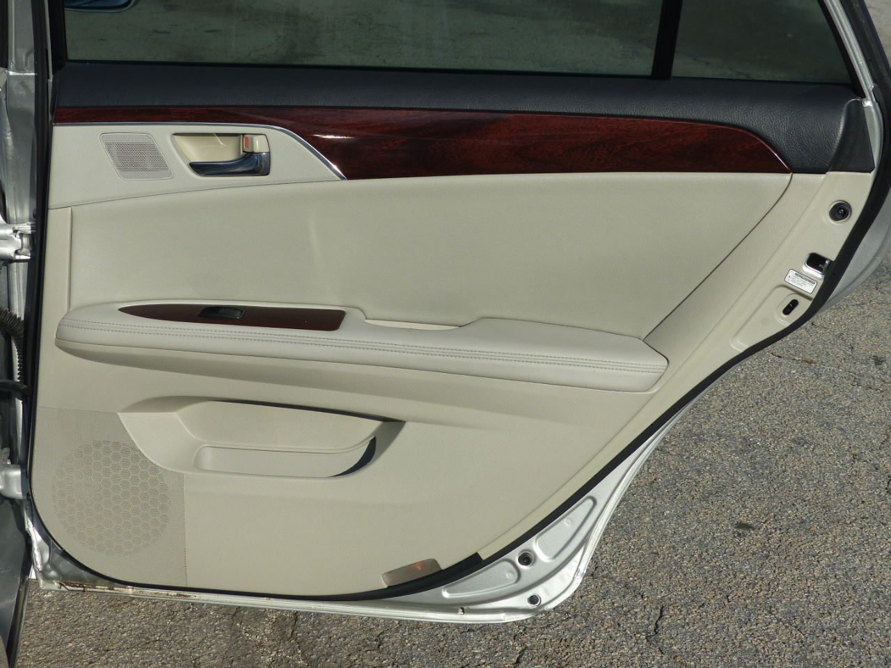 Toyota Avalon XLS 2008