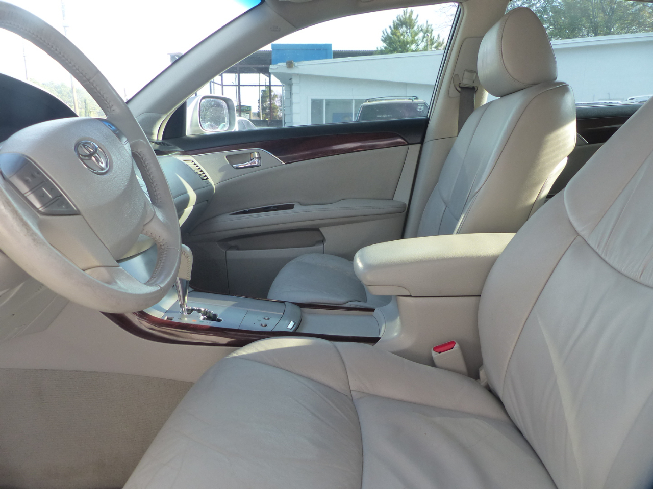 Toyota Avalon XLS 2008