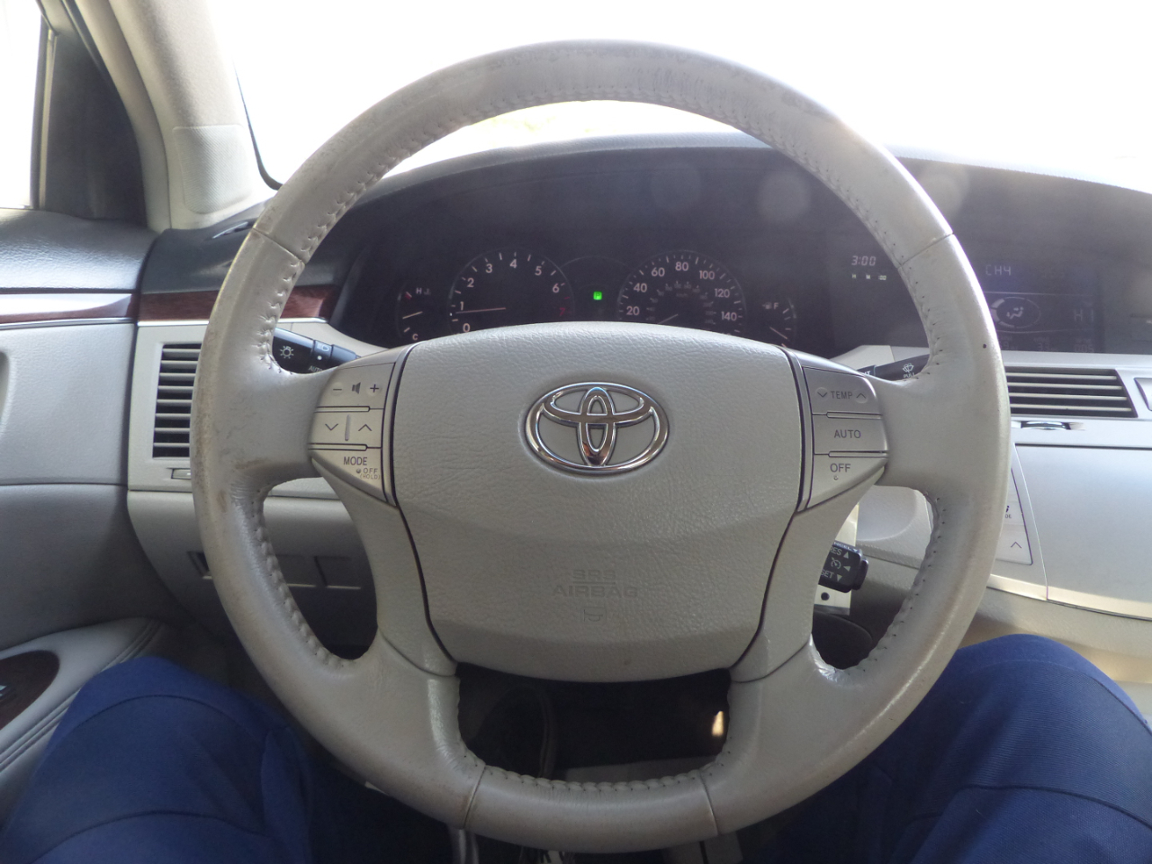 Toyota Avalon XLS 2008