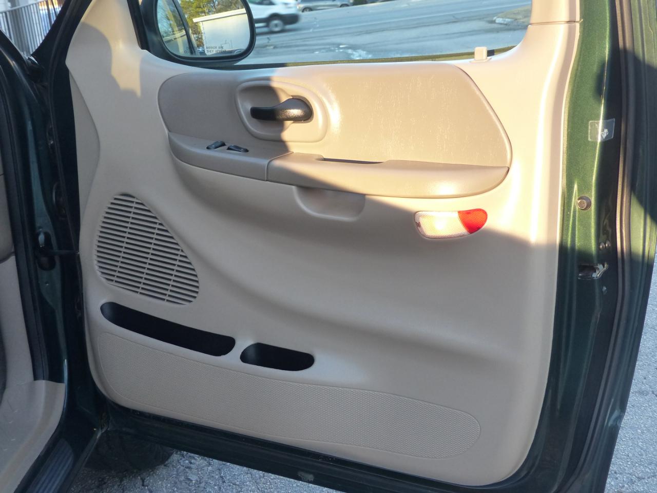 Ford F-150 Lariat SuperCab Short Bed 2WD 2001