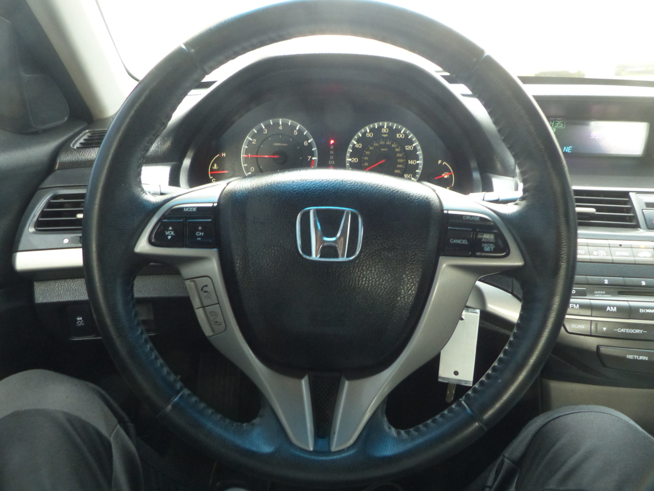 Honda Accord EX-L Coupe AT 2011