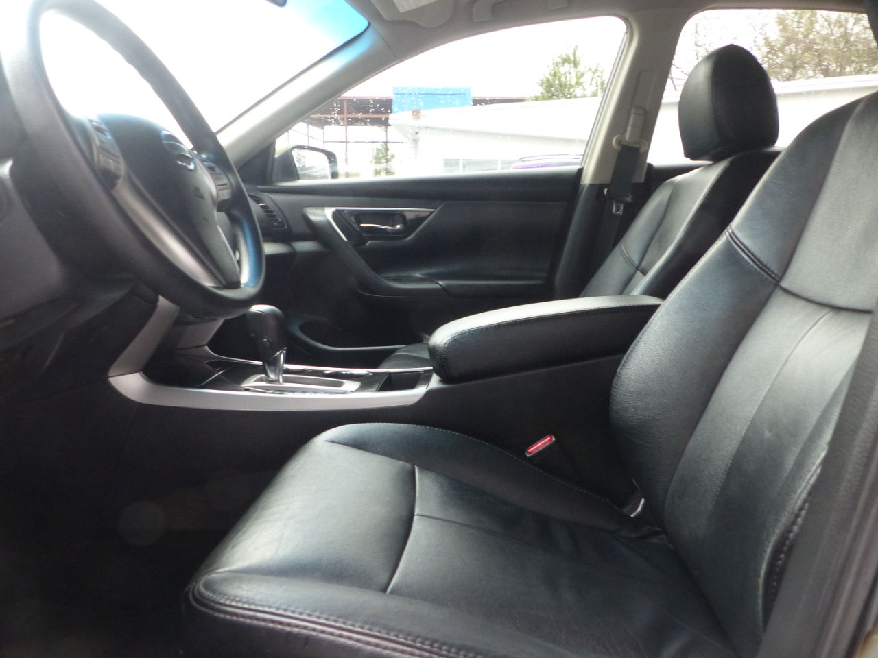 Nissan Altima 2.5 S 2013