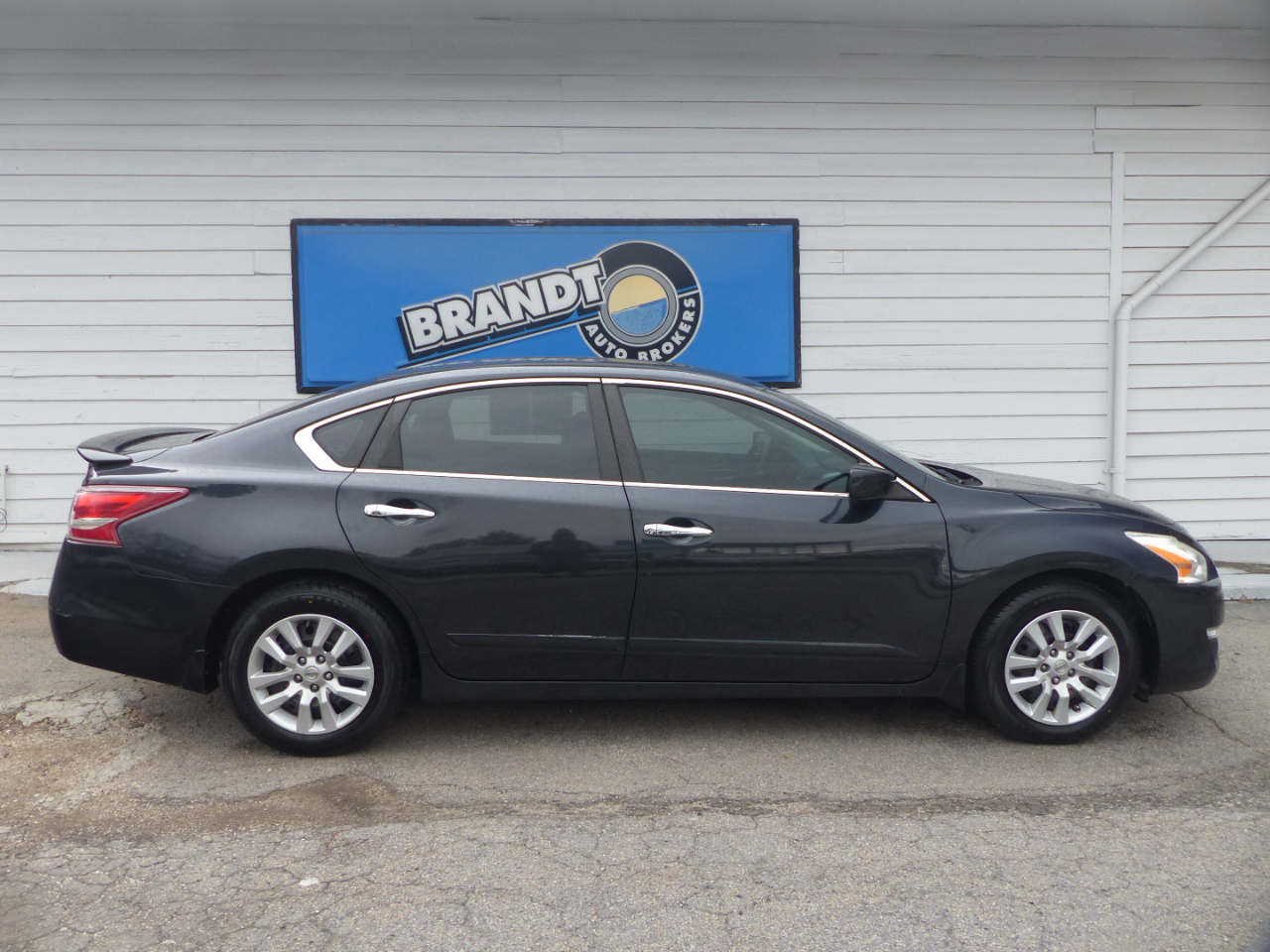 Nissan Altima 2.5 S 2013