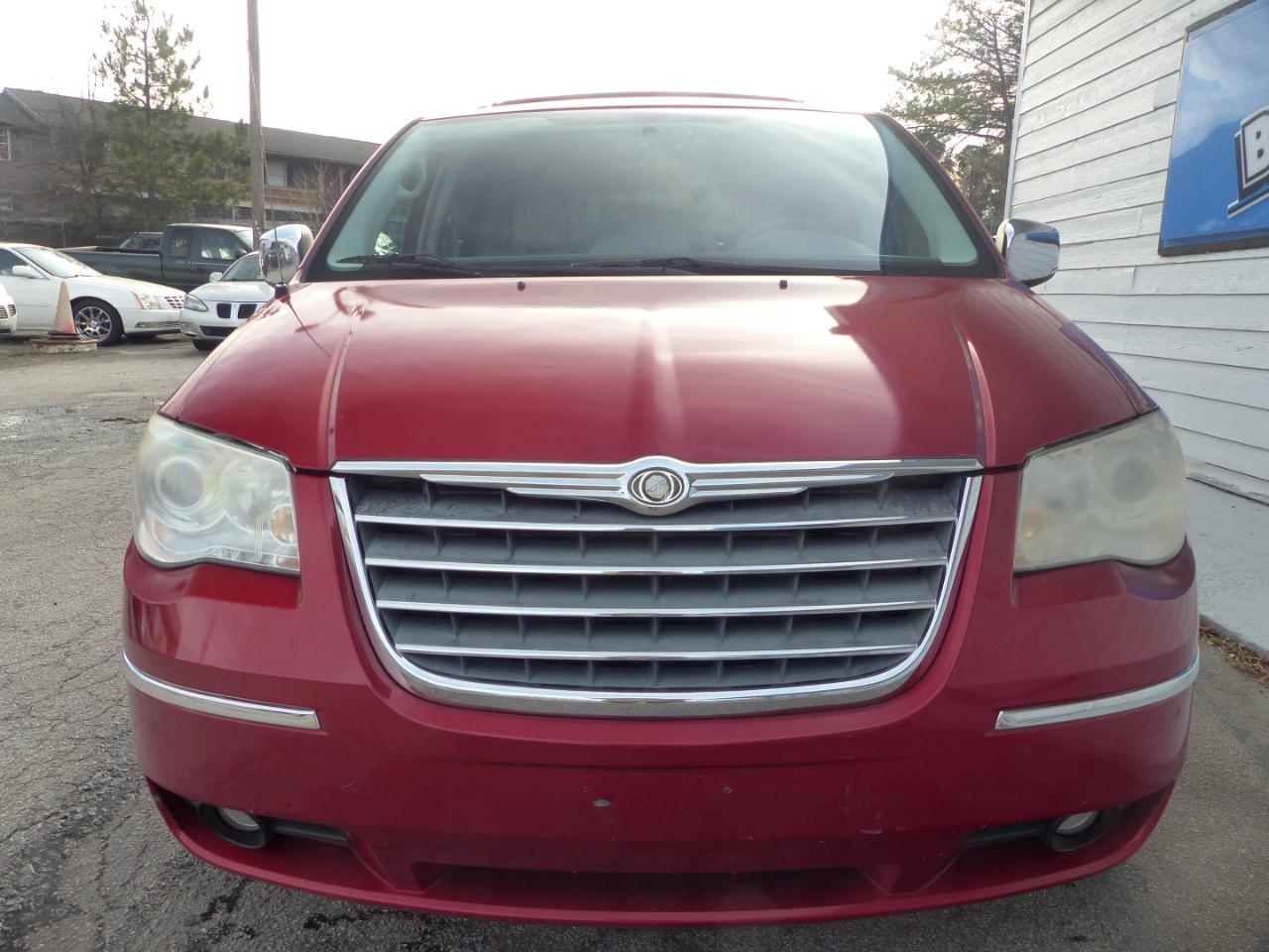 Chrysler Town & Country Limited 2010