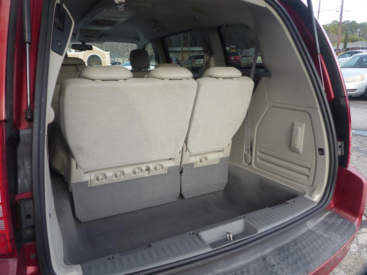 Chrysler Town & Country Limited 2010