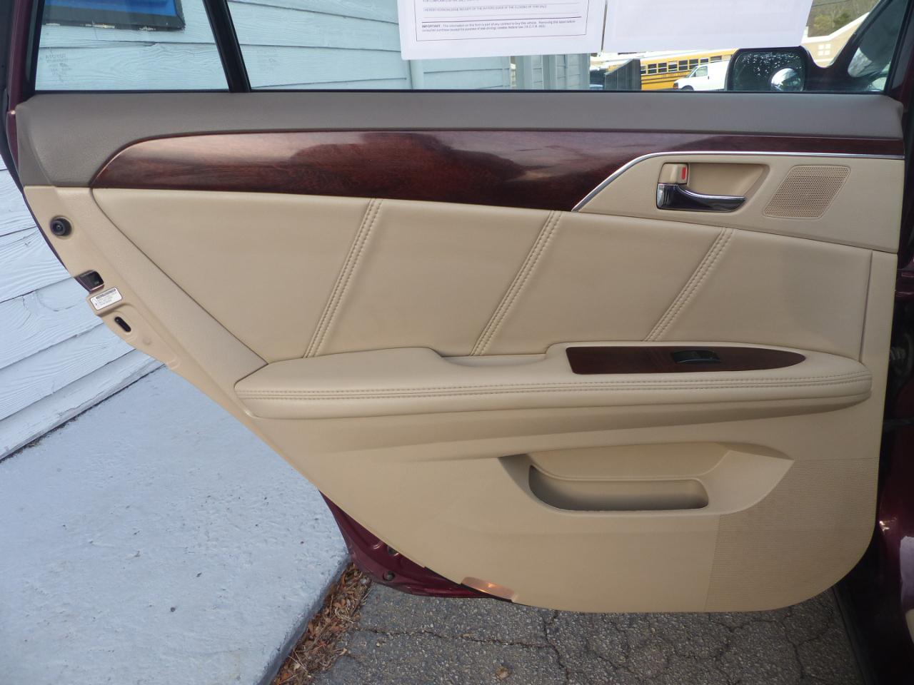 Toyota Avalon Limited 2008