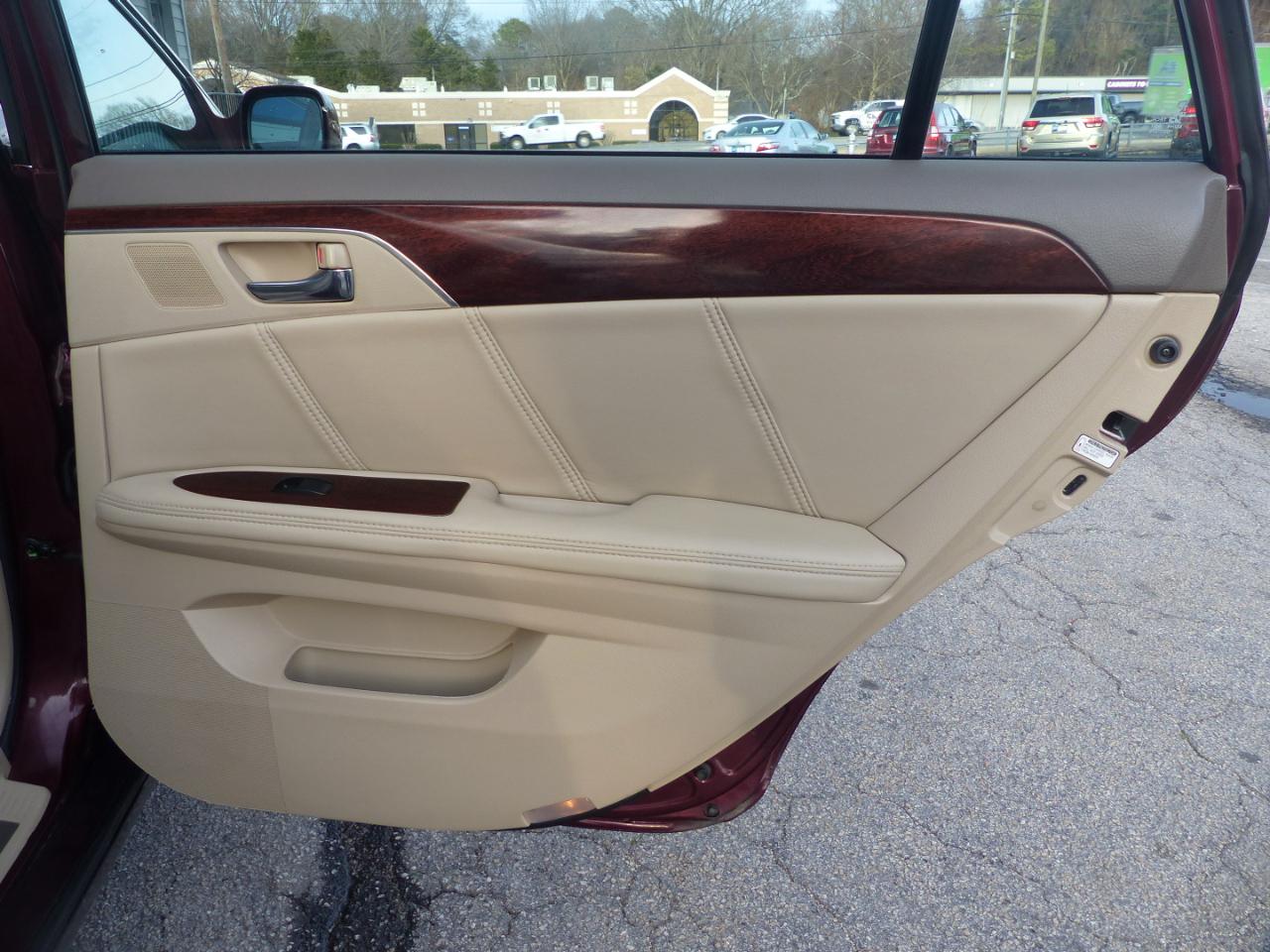 Toyota Avalon Limited 2008