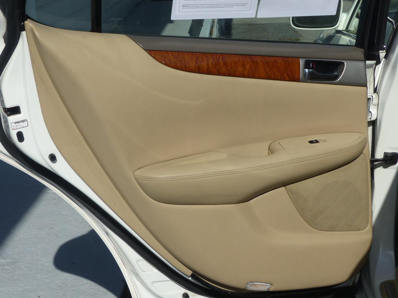 Lexus ES 330 Sedan 2005