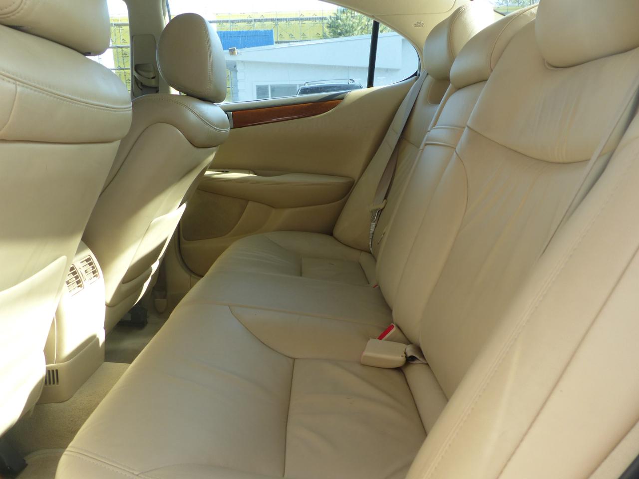 Lexus ES 330 Sedan 2005