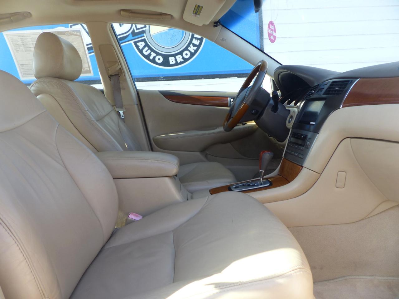 Lexus ES 330 Sedan 2005