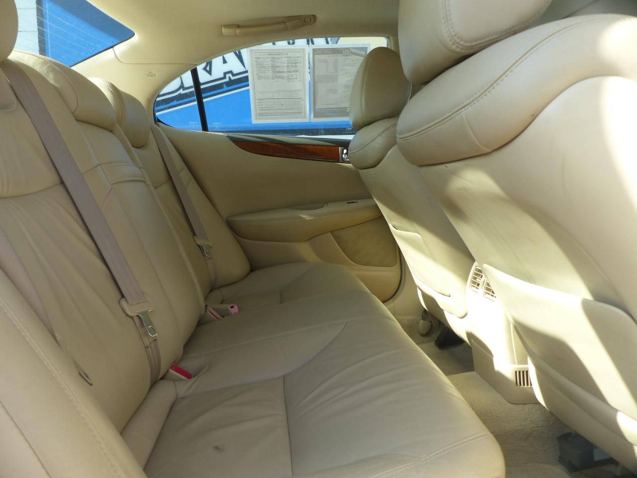 Lexus ES 330 Sedan 2005