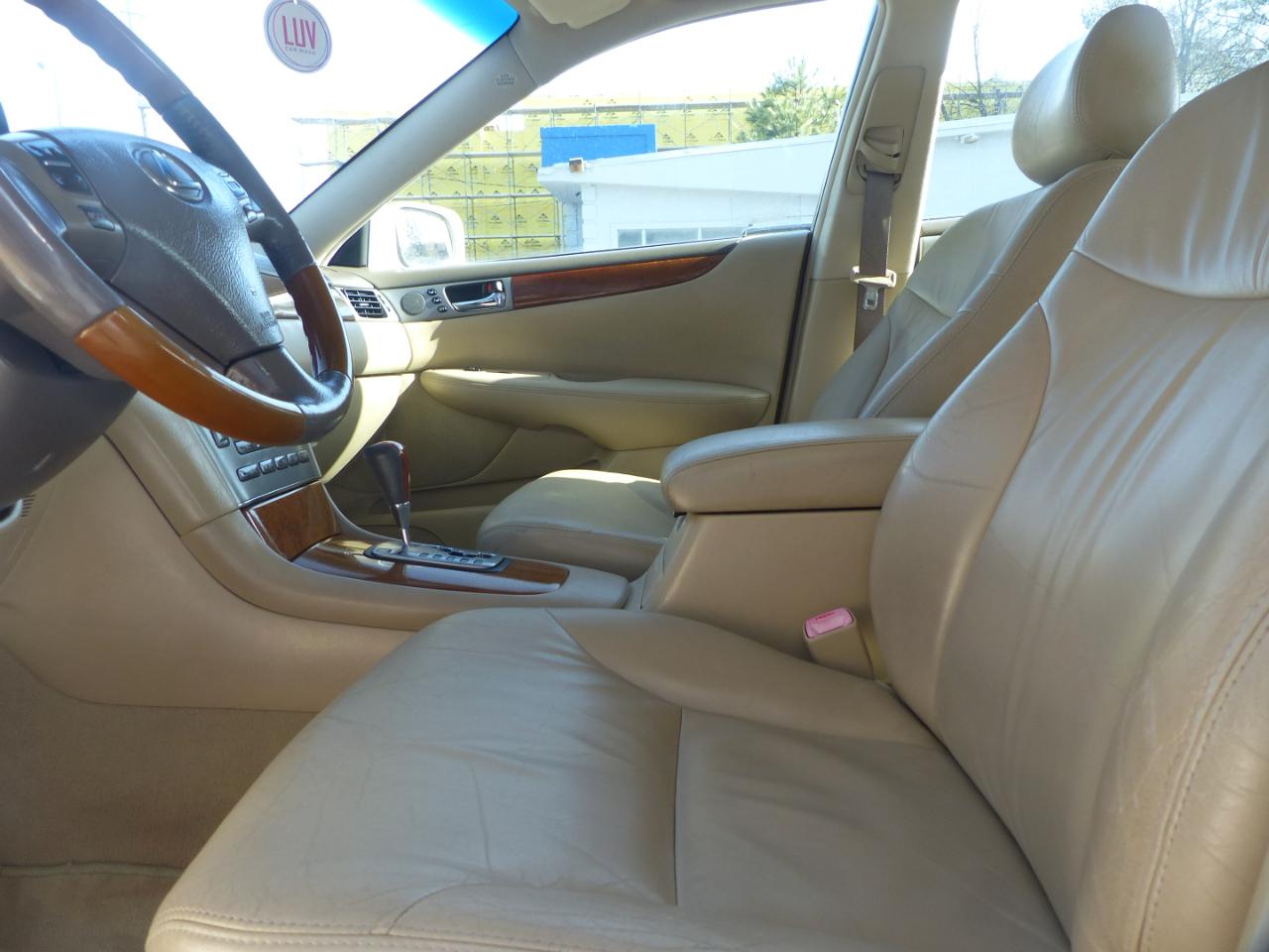 Lexus ES 330 Sedan 2005