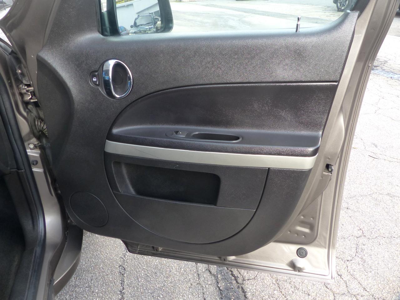 Chevrolet HHR LS 2011