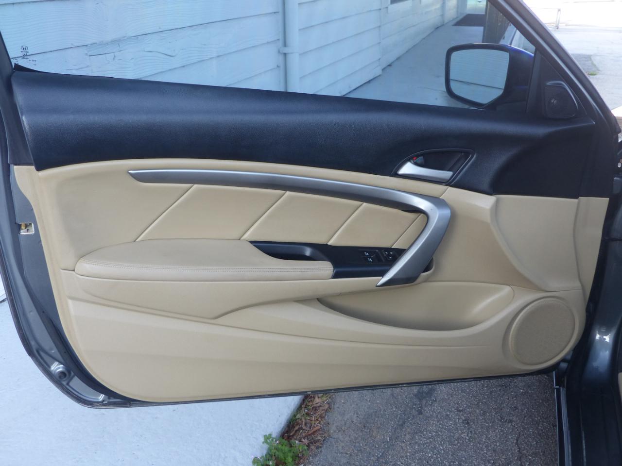 Honda Accord EX-L Coupe AT 2011