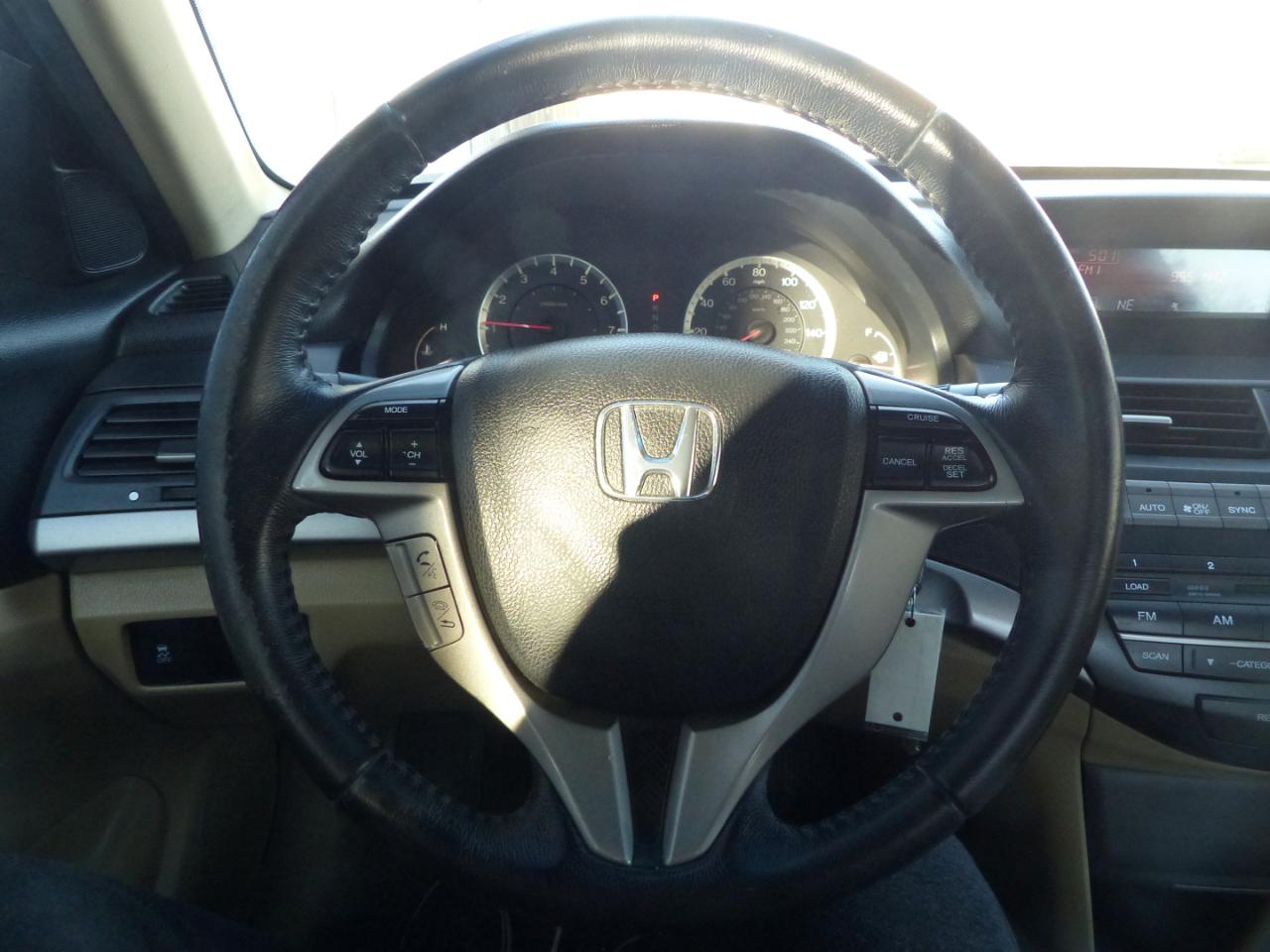 Honda Accord EX-L Coupe AT 2011