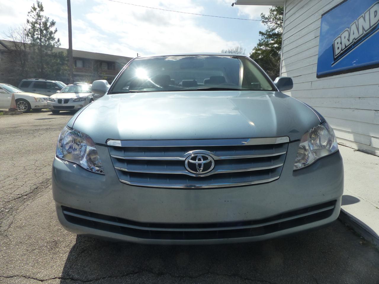 Toyota Avalon XL 2007