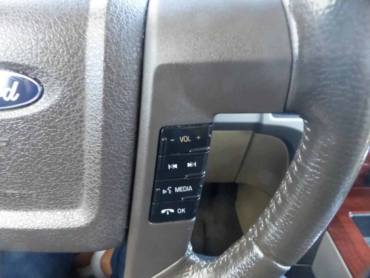 Ford F-150 Lariat SuperCrew 6.5-ft. Bed 4WD 2010